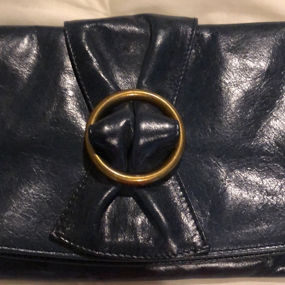 Navy blue Hobo clutch - Picture 2 of 5
